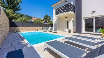 Ferienhaus für 8 Personen in Vela plaža, Baska, Bild 1