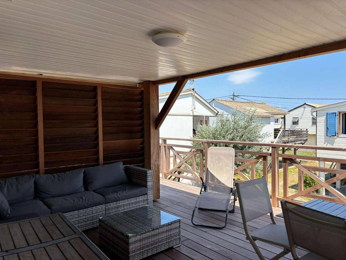 Aig 94 – Chalet en rangée – Gruissan – 6 personnes in Gruissan (Ville), Gruissan