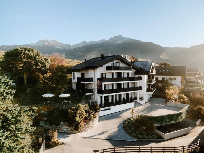 B&B für 2 Personen, mit Ausblick und Garten sowie Pool und Terrasse in Südtirol