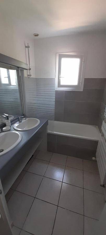 Five-Bedroom House in Mignaloux-Beauvoir, Vienne (France)