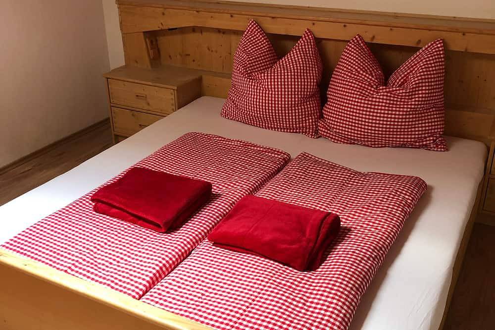 Ganze Wohnung, Wunderschöne Ferienwohnung im Grünen (Ortsrandlage), Haustiere willkommen ❤️ in Häselgehr, Allgäuer Alpen (Österreich)