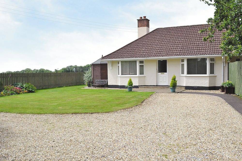 2 bedroom accommodation in Churchinford, near Taunton in Churchstanton, Somerset