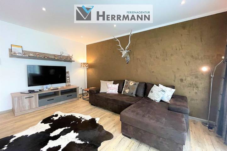 Ferienwohnung für 4 Personen, mit Terrasse und Sauna sowie Ausblick im Ostallgäu