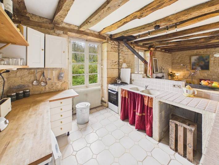 Location de vacances pour 5 personnes, avec piscine ainsi que vue et jardin à Fanlac - 4