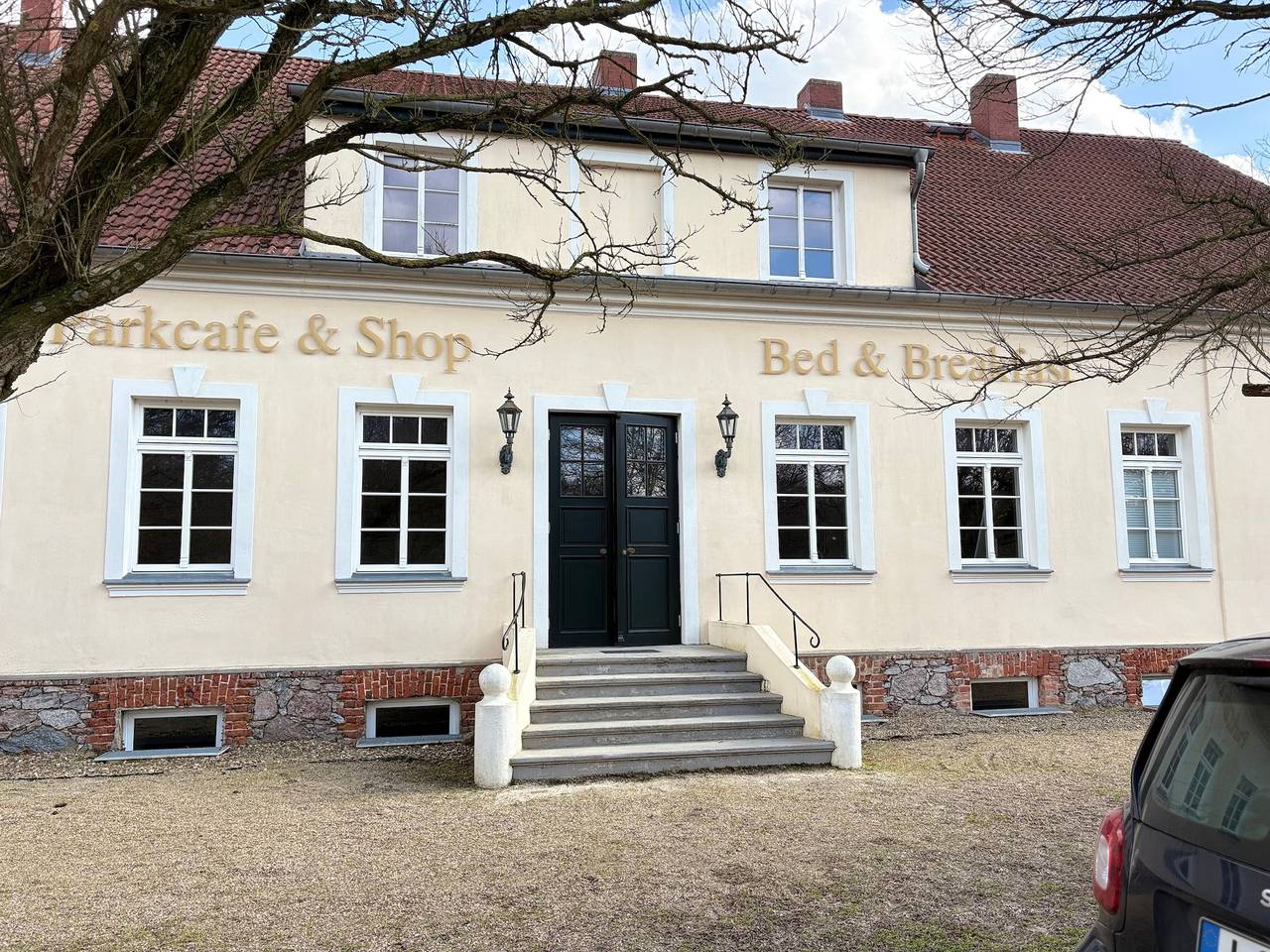 Ferienhaus 'Parkcafe' mit privater Terrasse, Garten und Wlan in Briesen (Mark), Region Oder - Spree
