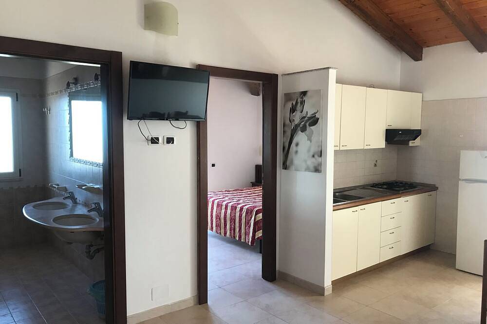 Ganze Wohnung, Lovely one-bedroom apartment with sea view on the 2nd floor - Porto Greco in Vieste, Gargano