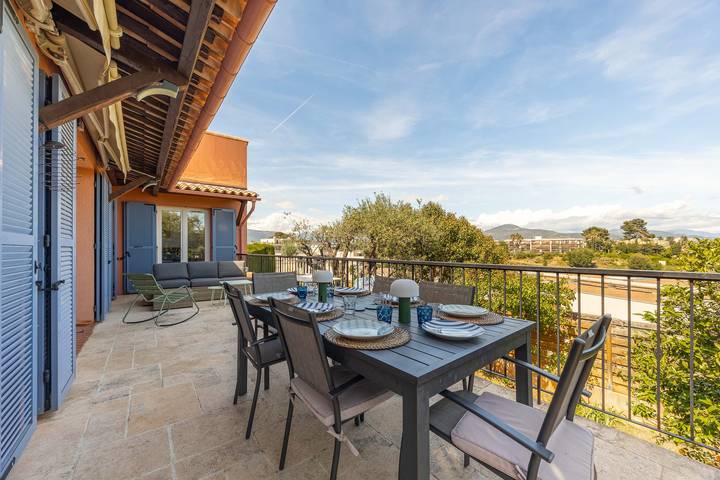 Ferienhaus für 8 Personen, mit Pool und Garten sowie Terrasse in Nizza - 2