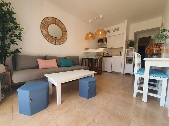 Gîte pour 4 personnes, avec jardin ainsi que vue et piscine à Cala en Blanes - 3