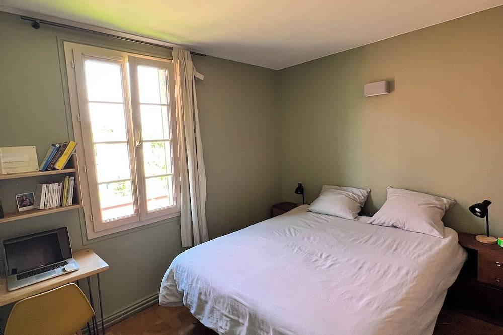 Maison de campagne à Paris in Romainville, Seine-Saint-Denis