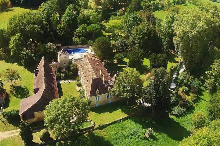 Location de vacances pour 24 personnes, avec Terrasse et Jardin à Siorac-en-Périgord