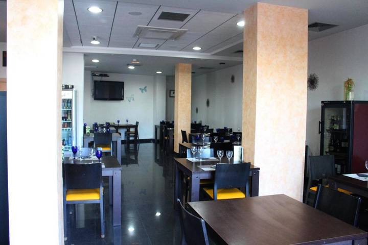 Hôtel pour 2 personnes, avec vue sur le lac ainsi que vue et terrasse à Amposta - 4