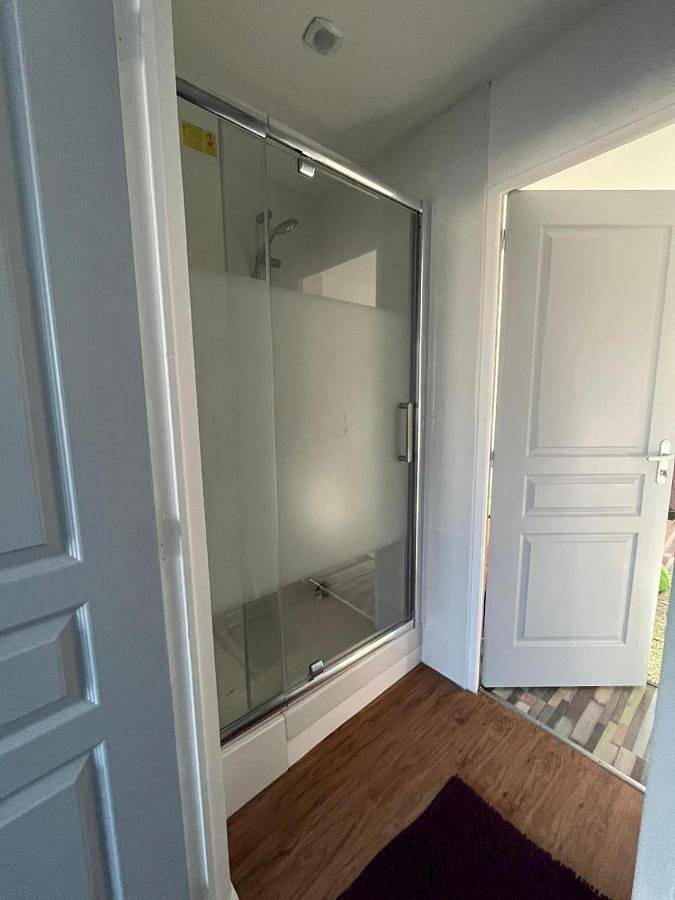 Gîte pour 16 personnes, avec Terrasse à Loos
