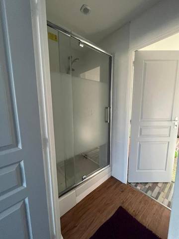 Gîte pour 16 personnes, avec terrasse à Loos