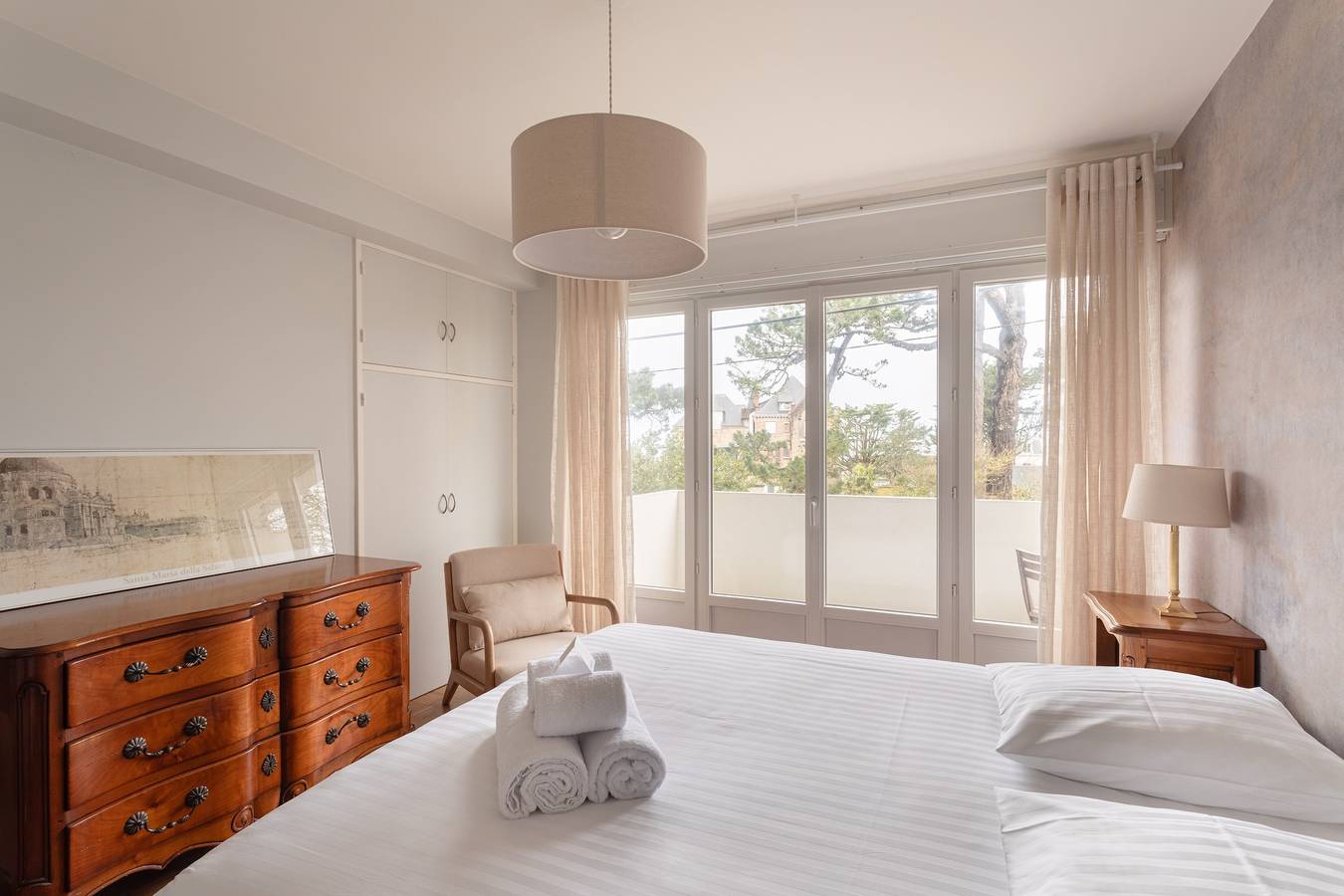 Appartement entier, Le Doux Rivage - 100 m de la plage in Saint-Énogat, Dinard