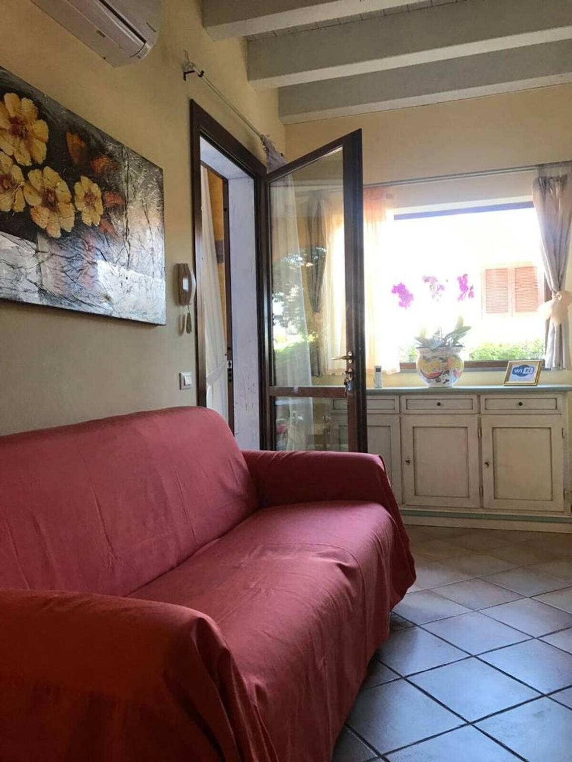 Casa de vacaciones "Alloggio Poseidone" en el área marina protegida con Wi-Fi in Crabonaxa/Villasimius, Villasimius