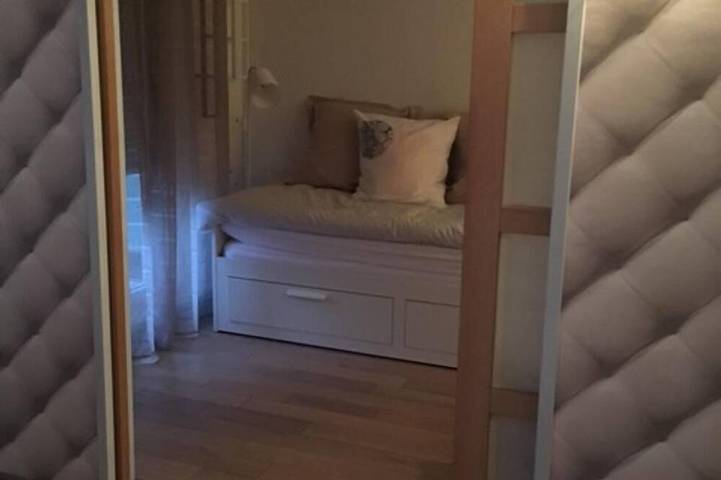 Ganze Wohnung, Disneyland Paris 2 Studio in Bussy-Saint-Georges, Seine-et-Marne