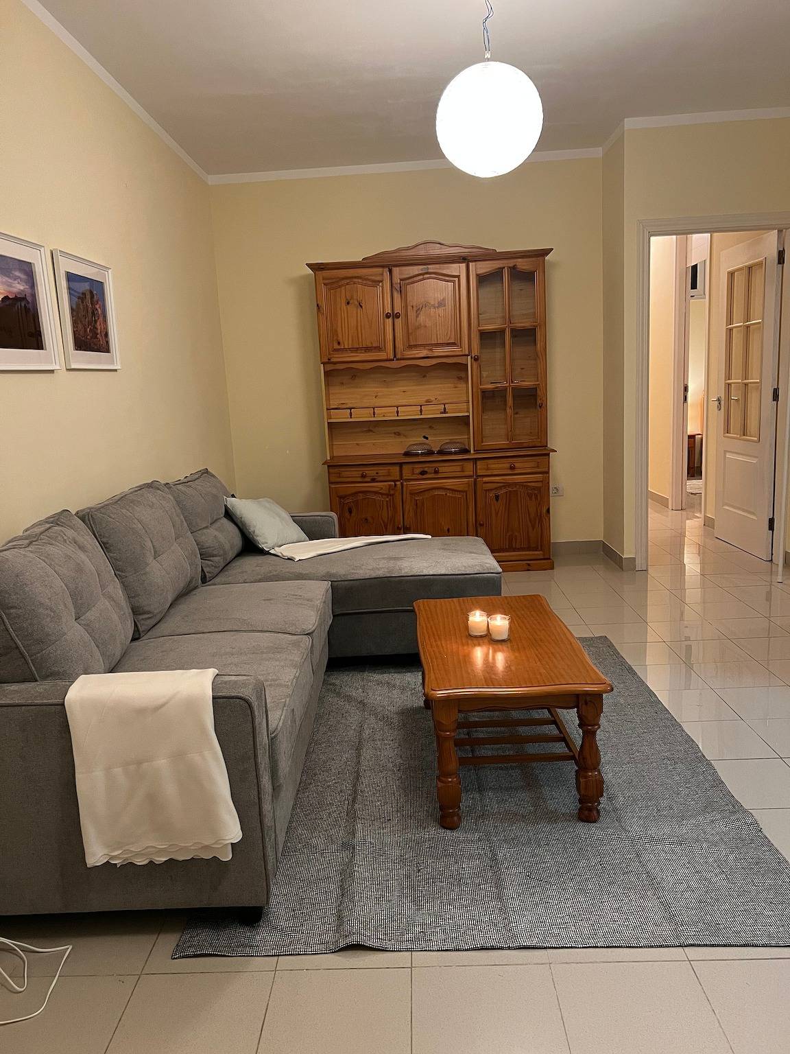 Apartamento entero, Apartamento vacacional 'Marianne Mirador' con piscina, terraza compartida y Wi-Fi in Bajamar , San Cristóbal de La Laguna