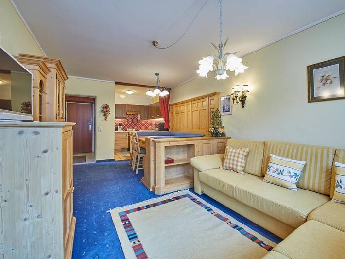 Ganze Ferienwohnung, Appartement Lacher in Saalbach, Saalbach-Hinterglemm