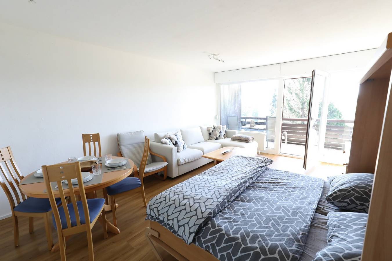 Entire apartment, Apartment 'Martin' with Mountain View, Balcony and Wi-Fi in Schonach, Southern Black Forest