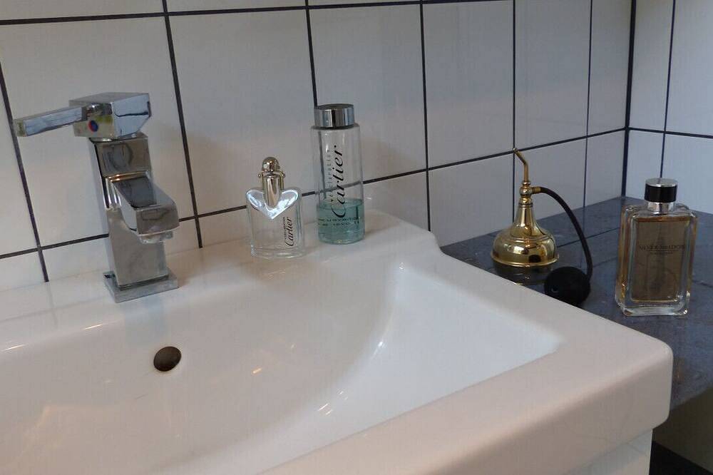 Marina Villa near the water with private sauna. in Bunschoten, Utrecht und Umgebung