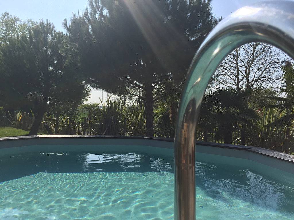 Bienvenue au Verger d'Ebène avec piscine et parc arboré in La Fresnais, Baie du Mont-Saint-Michel