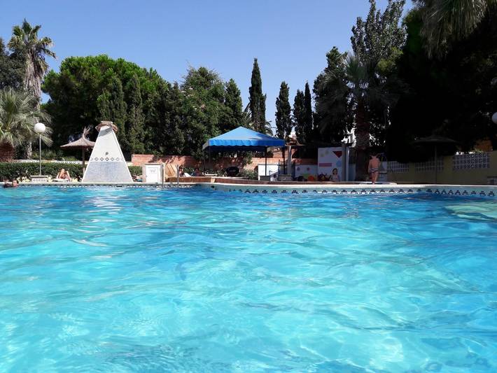 Ferienwohnung für 6 Personen, mit Kinderpool und Garten sowie Terrasse und Pool an der Costa del Azahar - 4