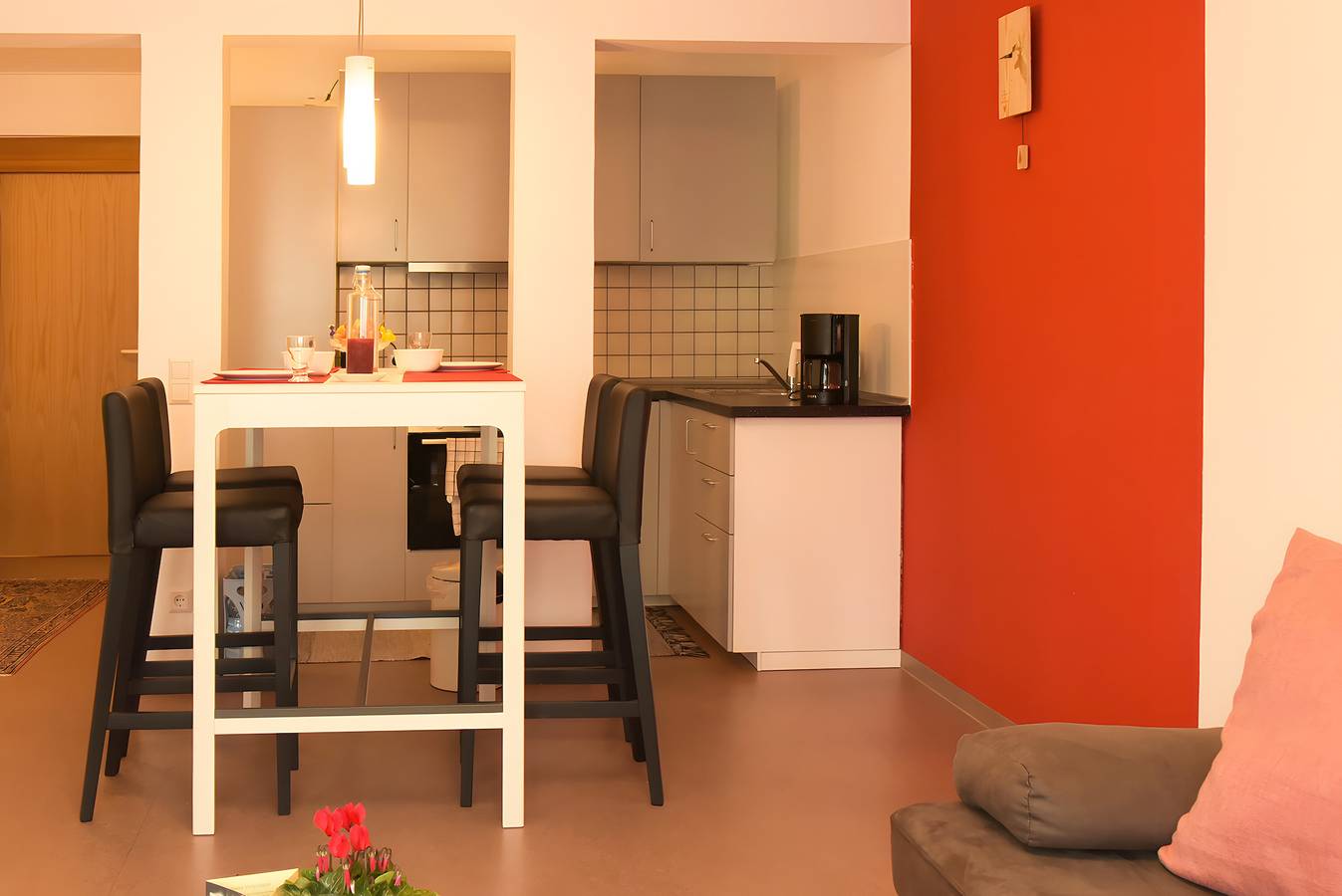 Ganze Wohnung, Ferienwohnung 'Löwenzahn' mit Bergblick, privater Terrasse und Wlan in Unterkirnach, Mittlerer Schwarzwald