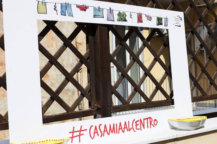 Appartamento intero, Guesthost - Casamiaalcentro in Napoli, Napoli e dintorni