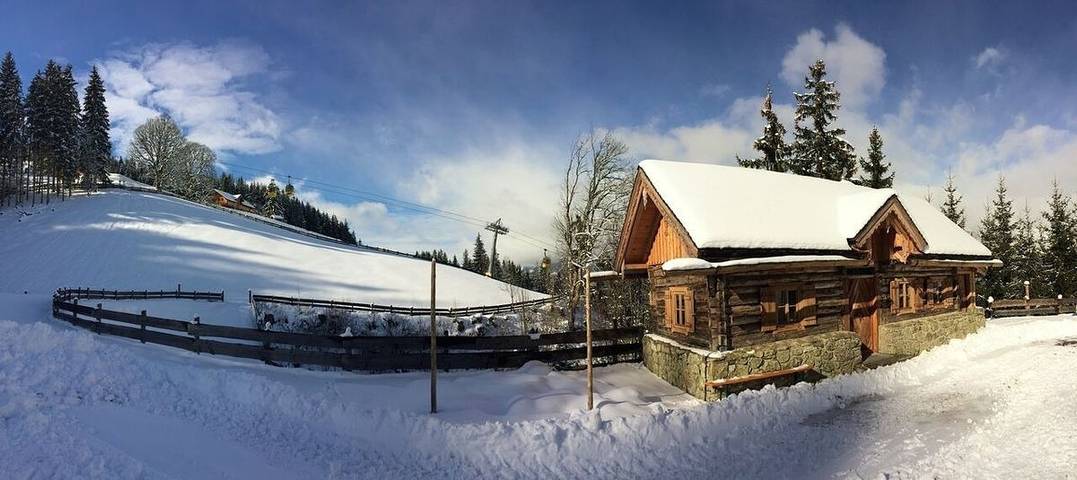 Chalet für 2 Personen, mit Terrasse in Haus