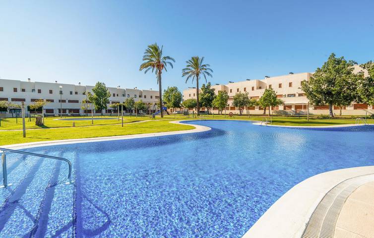 Apartamento vacacional entero, Apartamento de 180m2 con piscina y aire acondicionado, cerca de Timanfaya Golf in Panoramica Golf (Vinaros), San Jorge
