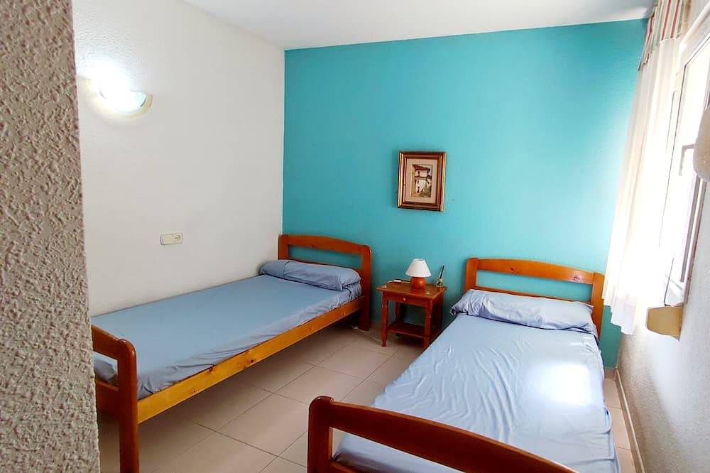 Entire apartment, Sea front  2-bedroom apartment with al fresco terrace in Torrenostra, Torreblanca