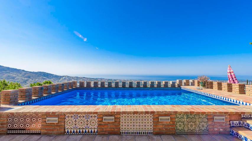 Villa pour 6 personnes, avec balcon/terrasse et piscine à Arenas - 2