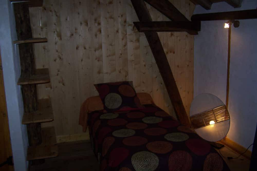 Eco-Cottage Mountain in Campan, French Pyrenees