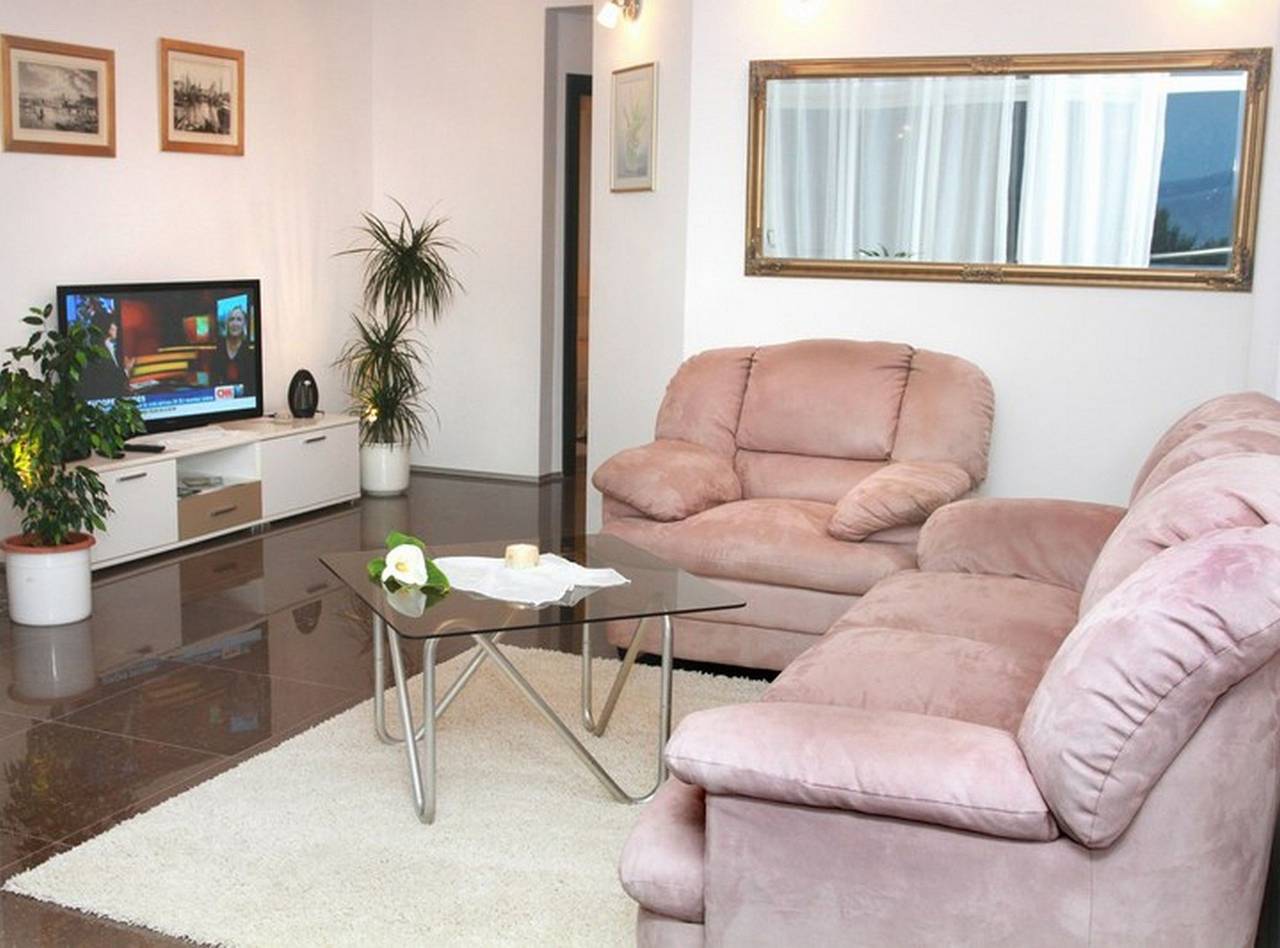 Okrug Gornji Luxurious Escape Villa with Pool - Five Bedroom Villa with Pool in Okrug Gornji, Čiovo
