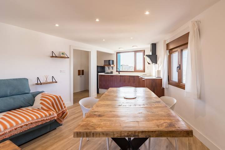 Location de vacances pour 4 personnes, avec Balcon ainsi que Jacuzzi et Jardin dans Cantabrie - 3