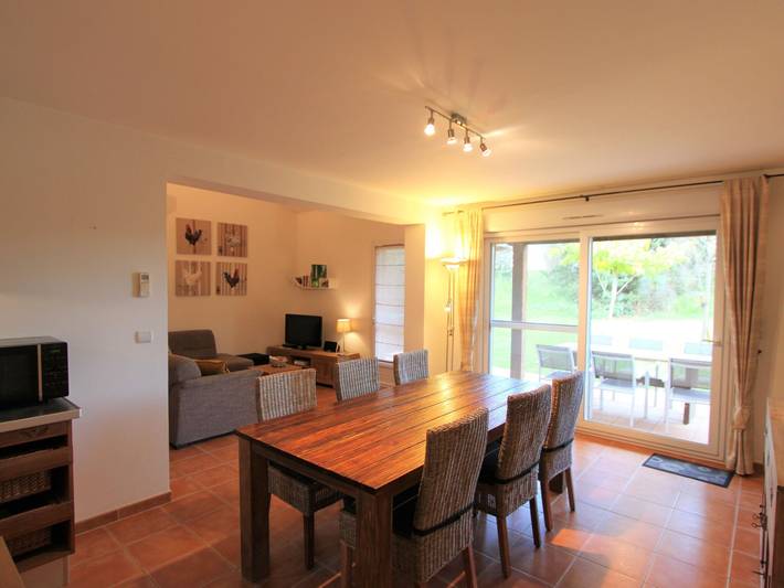 Location de vacances pour 7 personnes, avec piscine, adapté aux familles à Arles - 3