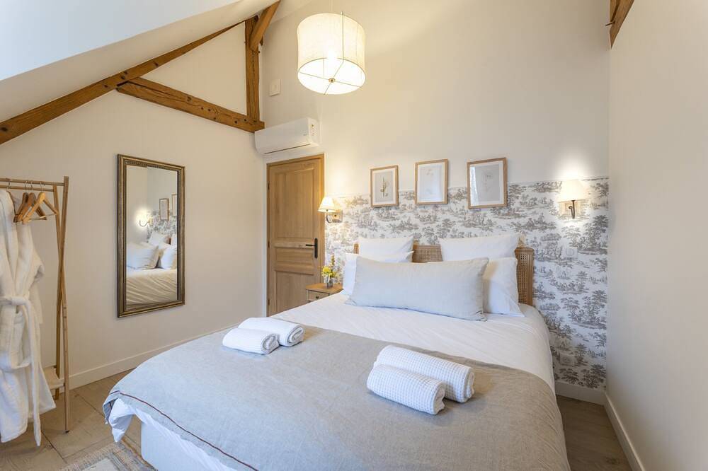 Maison des Pommiers-Casa-De Lujo-Baño privado con bañera in Cricquebœuf, Region de Lisieux