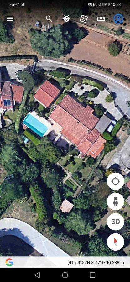 Ferienwohnung für 3 Personen, mit Terrasse und Garten sowie Pool und Ausblick in Afa