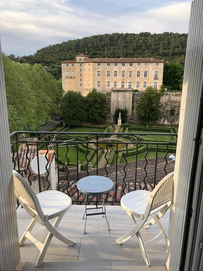 Appartement de vacances pour 6 personnes, avec Balcon ainsi que Terrasse et Vue