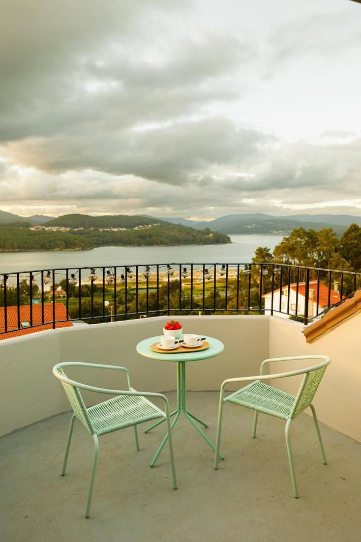 Ferienwohnung für 2 Personen, mit Garten und Meerblick sowie Balkon - 1
