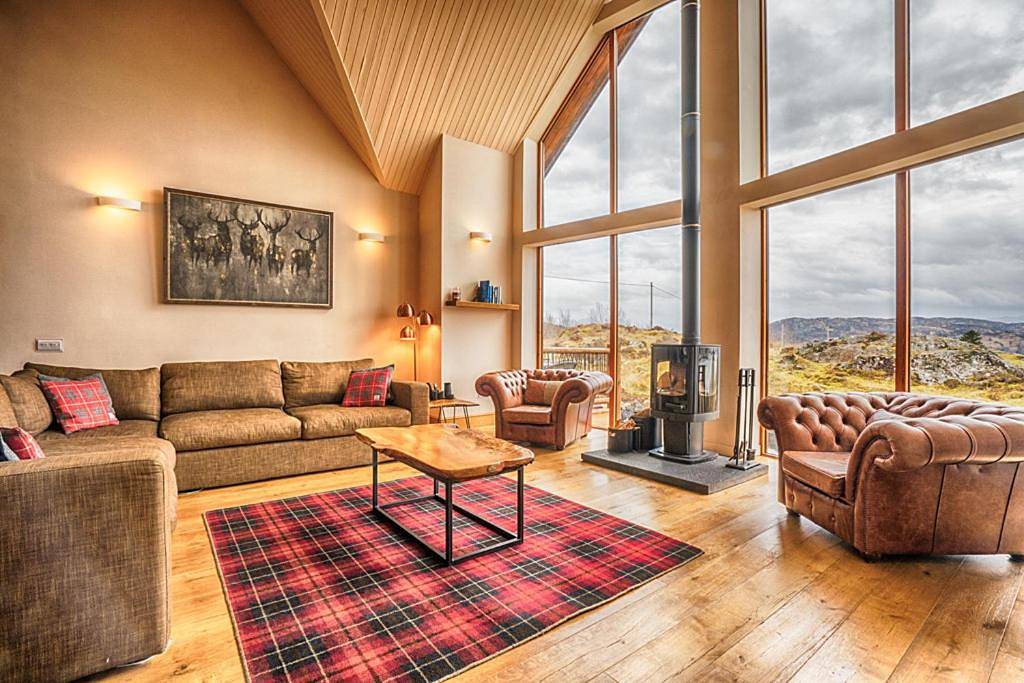 Three-Bedroom Chalet in Highlands