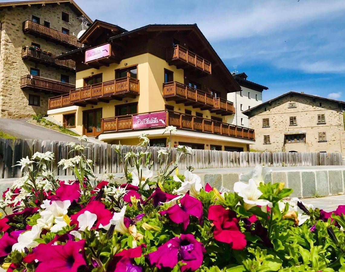 Ganze Wohnung, Haustierfreundliche Ferienwohnung Ermi Casa da Claudia mit Blick auf die Berge in Livigno, Nationalpark Stilfser Joch