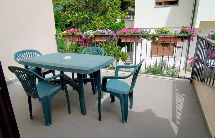 Location de vacances pour 2 personnes, avec jardin à Fabriano - 4