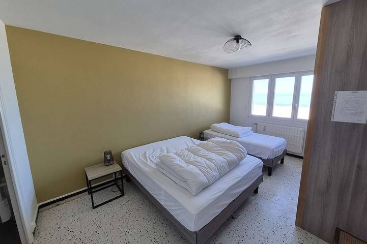 Appartement entier, Charmant T2 à Berck-sur-Mer avec balcon face à la mer in Berck Plage, Berck