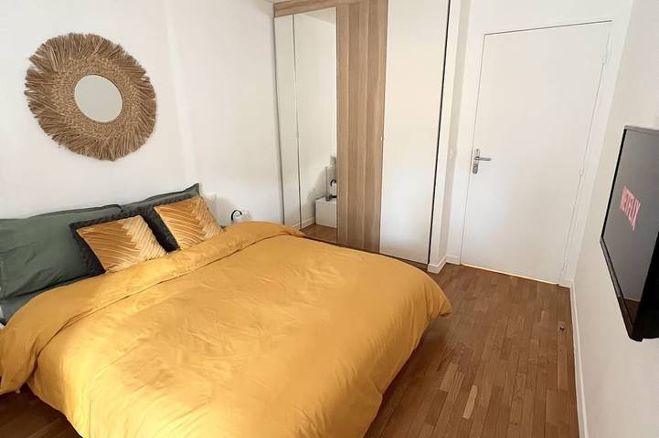 Ganze Wohnung, Appartement 75 m2 Montrouge 3 Pieces / 1 à 8 Couchages Paris 14e Porte D'orléans in Montrouge, Hauts-de-Seine