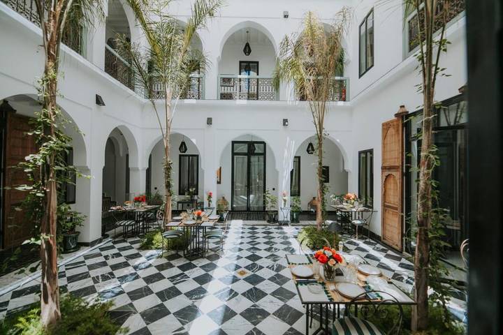 Riad pour 2 personnes, avec vue ainsi que jardin et piscine à Marrakech