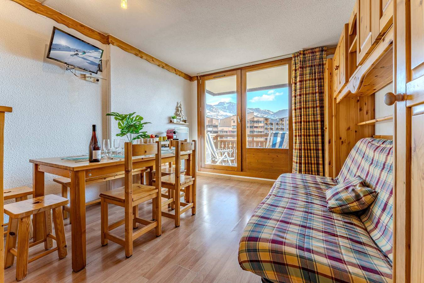 Appartement entier, Appartement de vacances pour 6 personnes avec balcon/terrasse in Val Thorens, Les Trois Vallées