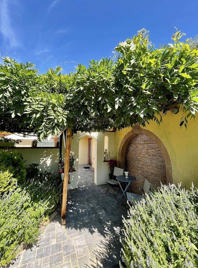 Location de vacances pour 2 personnes, avec jardin à Lalaye - 4
