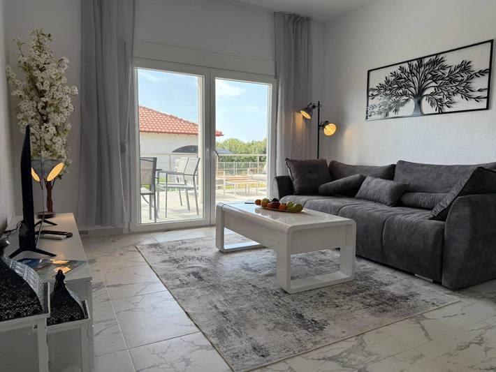 Location de vacances pour 8 personnes, avec balcon/terrasse dans Nea Kallikratia
