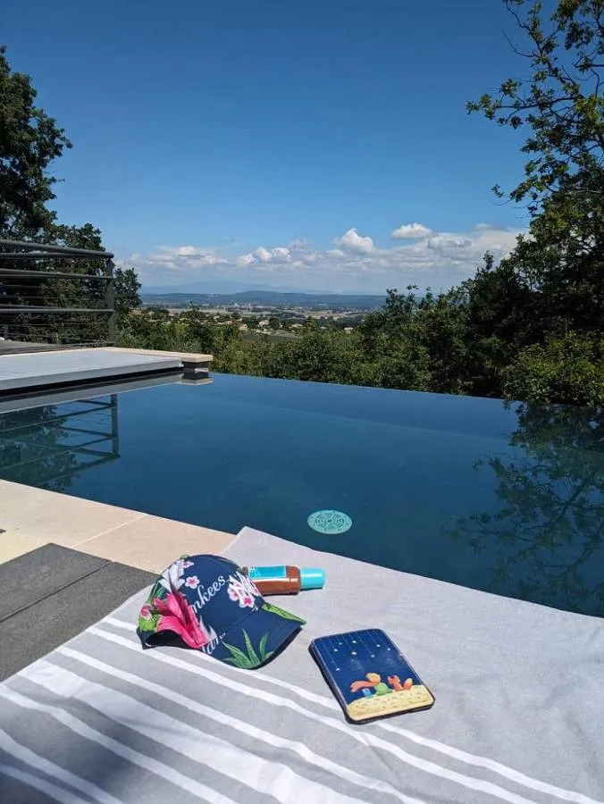 Ferienwohnung für 2 Personen, mit Seeblick und Garten sowie Ausblick und Pool - 1